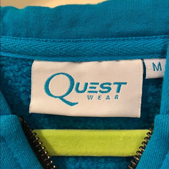 COPY - NEW Quest Nutrition Official Zip Up Hoodie- Medium - Picture 4 of 5